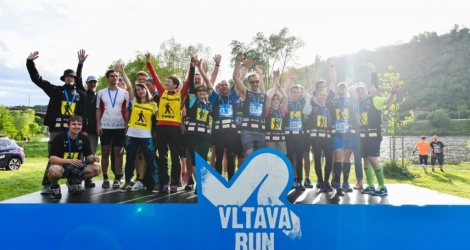 Pomozte zrakově postiženým běžcům na VltavaRun a vyberte si odměnu!