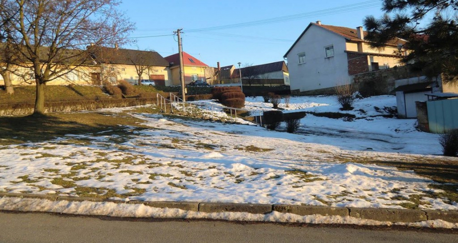 Výstavba kostela sv. Václava v Sazovicích