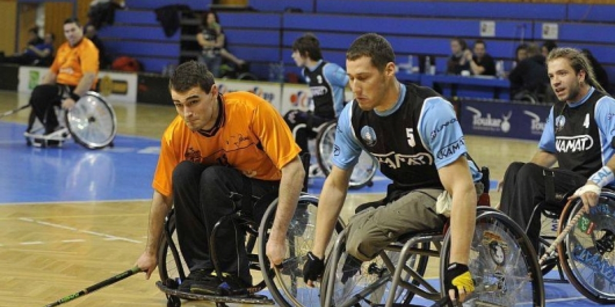 Martin Gros se nevzdává a florbal na  vozíku ho žene dál