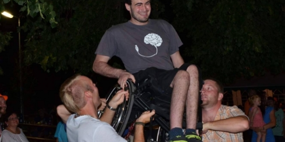 Martin Gros se nevzdává a florbal na  vozíku ho žene dál