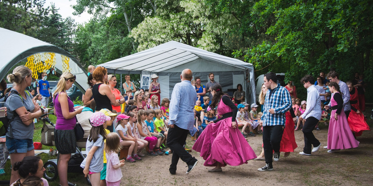 Festiválek Všemi Vjemy - U Tří Veverek Hradec Králové 18. 5. 2019